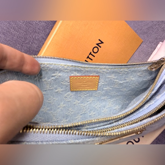 Louis Vuitton pochette LIV monogram DENIM bag - Picture 11 of 11